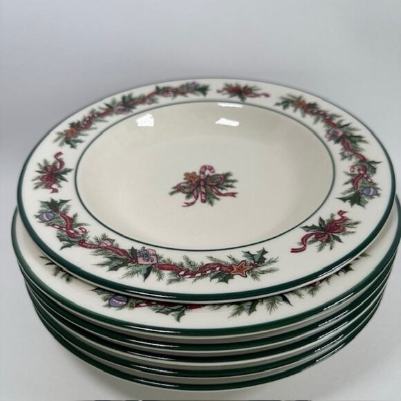 The Cellar O'Tannenbaum, 1 Large Rim Soup Bowl, Holly & Ribbon Border Christmas - Picture 4 of 13